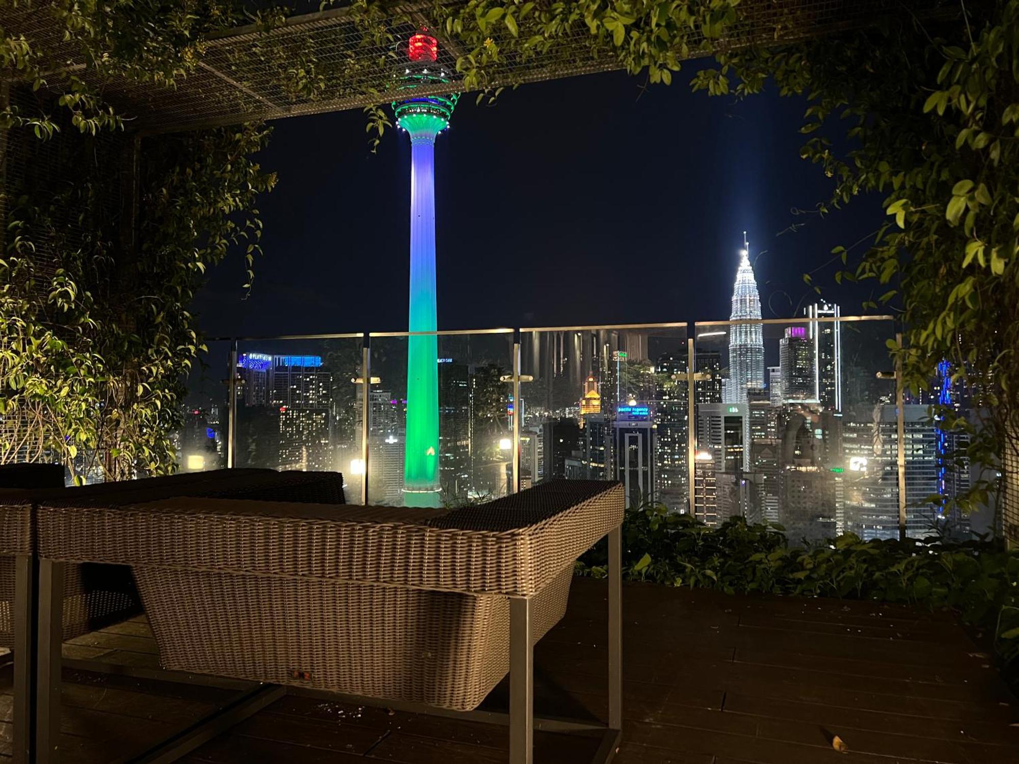 Klcc View,5 Mins To Kl Tower Apartment Kuala Lumpur Bagian luar foto